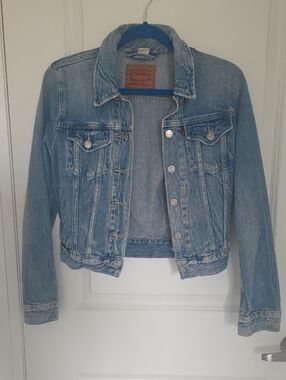 Levi's Washed Denim Jacket - Light Blue